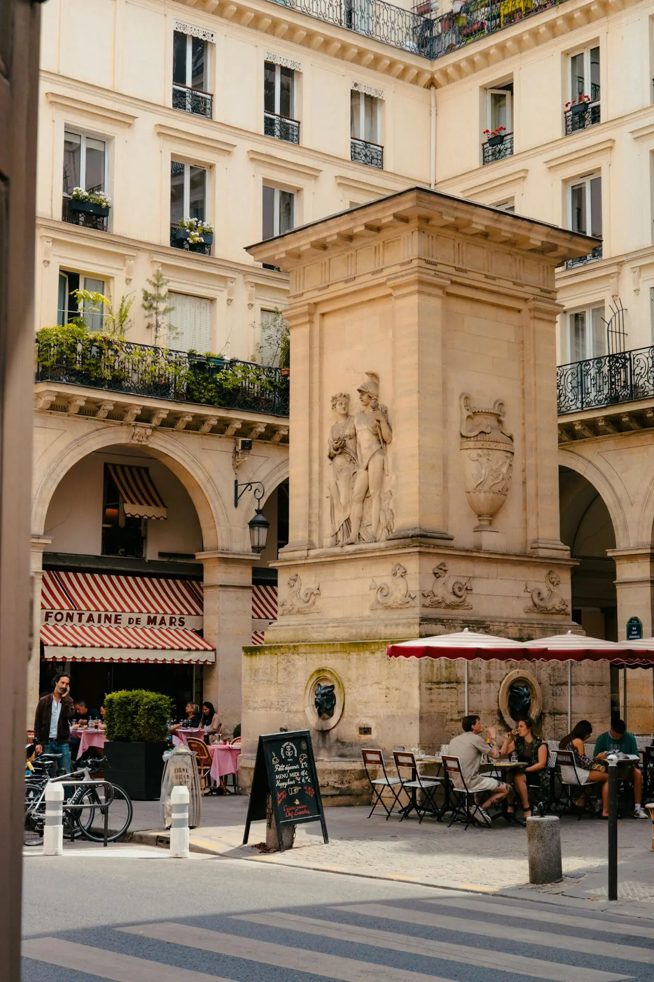 “Personalized Paris travel experiences that blend luxury and value.” “Personalized Paris travel experiences that blend luxury and value.”